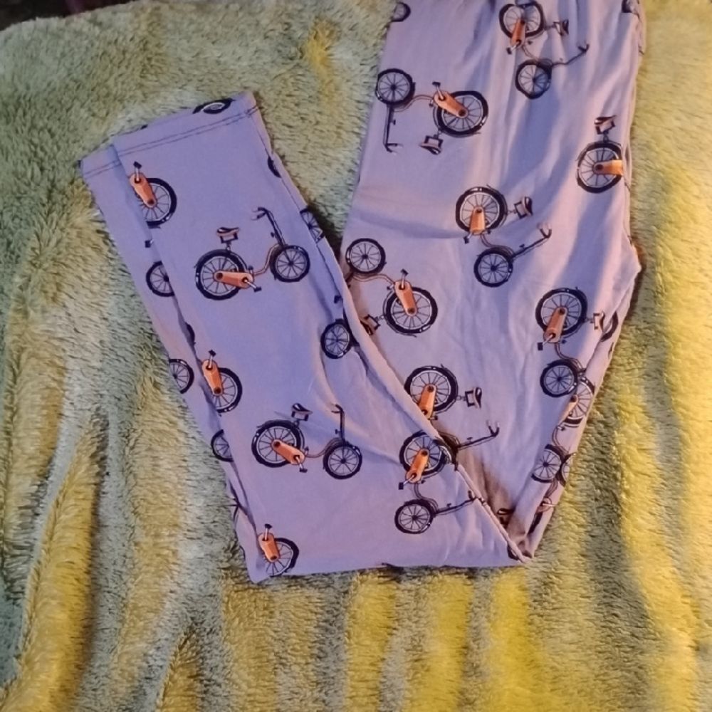 Leggings Depot Women's Bicycle Print Leggings - Purple and Orange